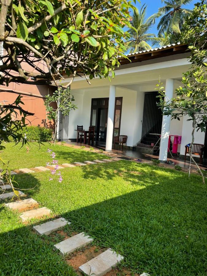 River Breeze Villa Bentota Exterior foto